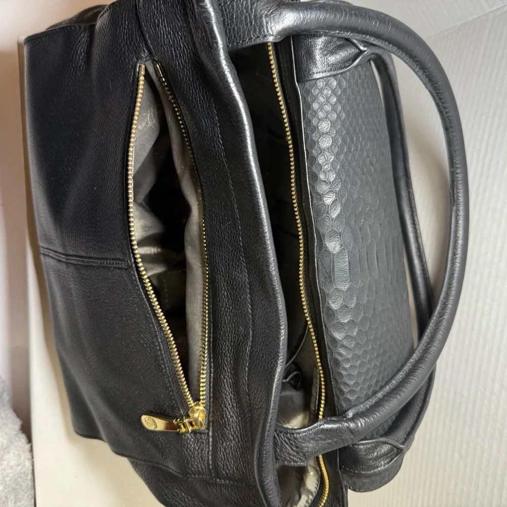 Vince Camuto Women’s Bag - Picture 8 of 8